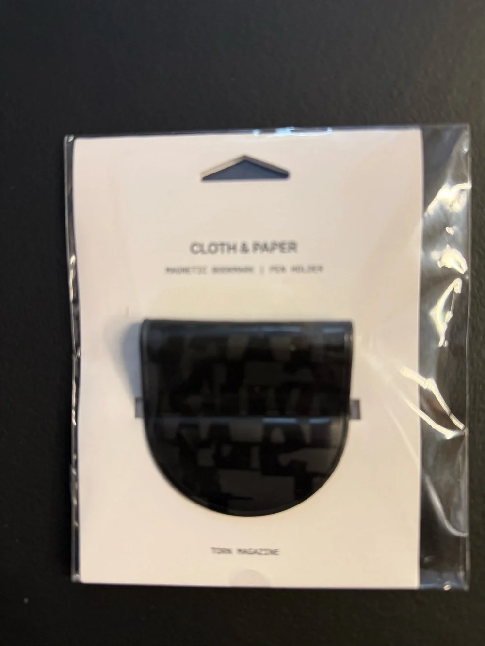 Cloth & Paper Black Magnetic Bookmark / Pen Holder
